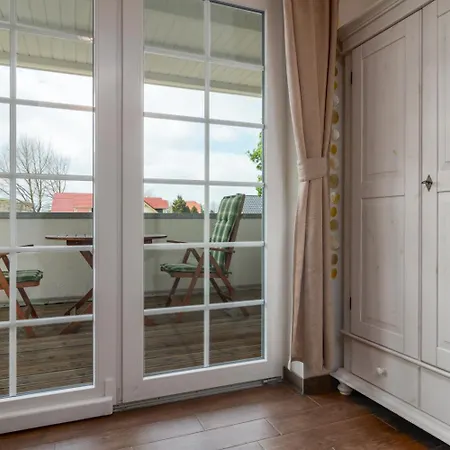 Strandhaus Zum Lotsenturm *