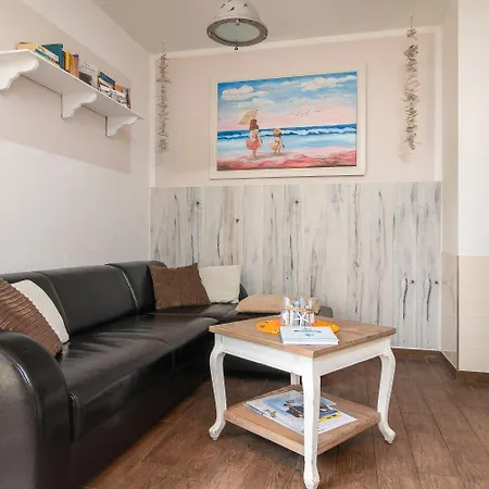 Strandhaus Zum Lotsenturm Appartamento